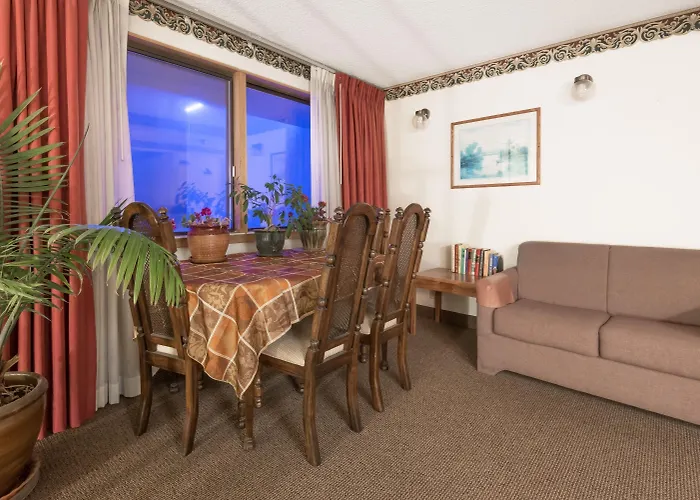 Super 8 By Wyndham Laramie