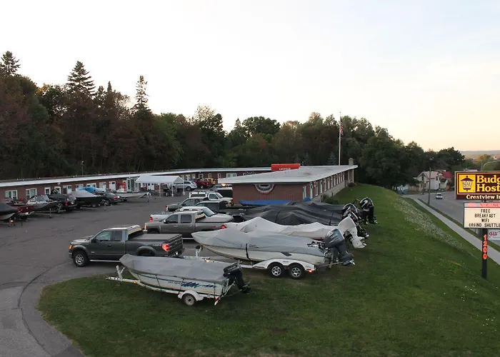 Budget Host Crestview Inn