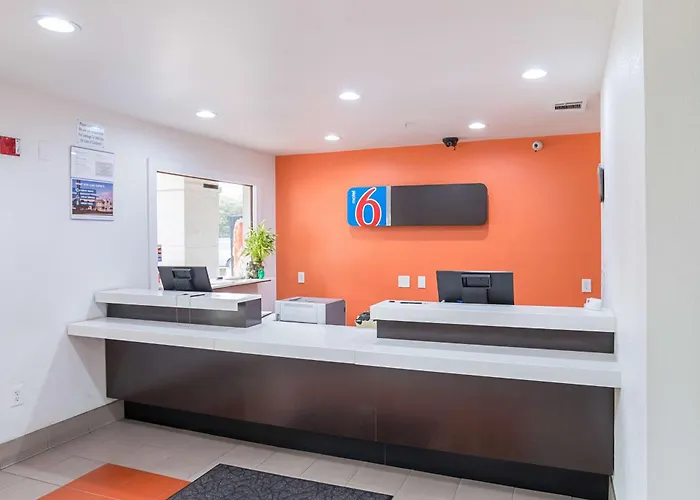 Motel 6-Grand Prairie, Tx - Near Six Flags Drive
