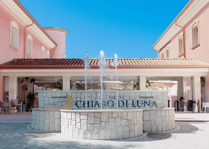 Hotel Chiaro Di Luna