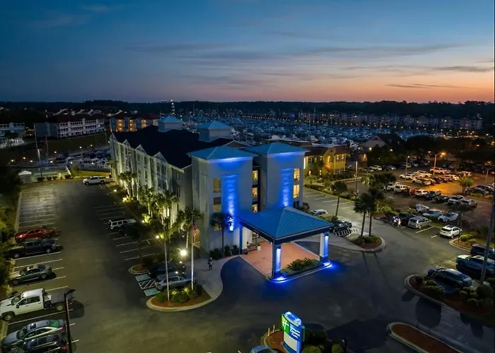 Holiday Inn Express And Suites N Myrtle Beach Little River