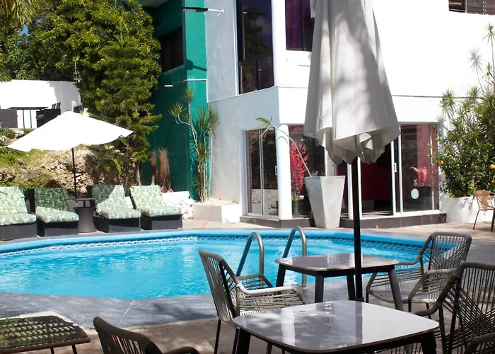 Onyx Luxury Hotel Boutique