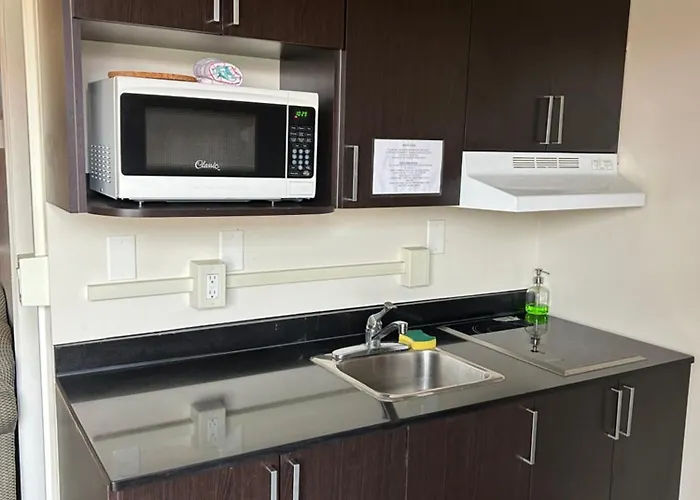 Northern Lights Inn & Suites