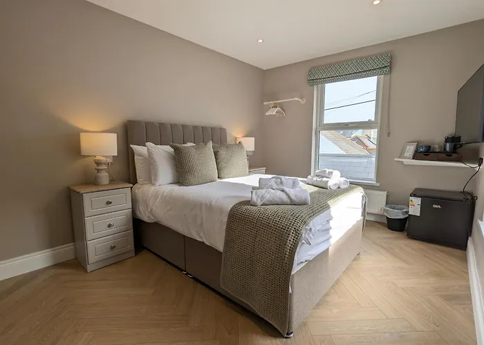 Mountain View Rooms
