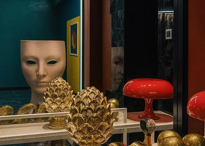 Nola Boutique Hotel