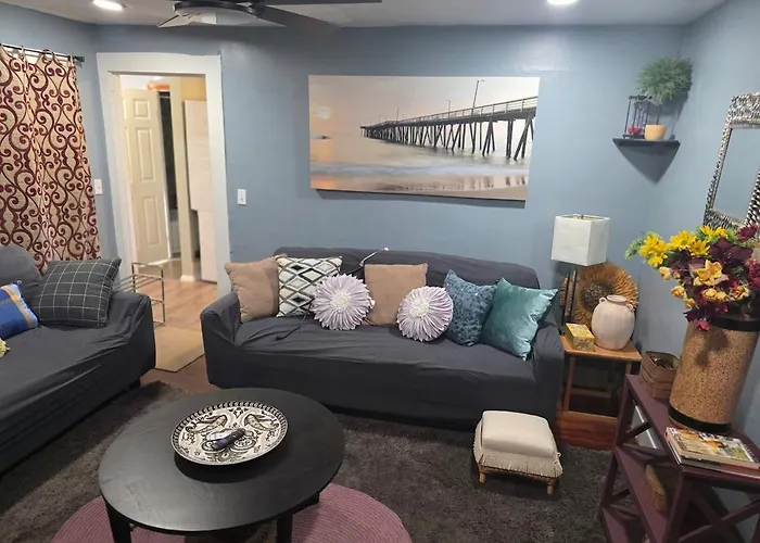 Hidden And Comfortable Home Away From Home