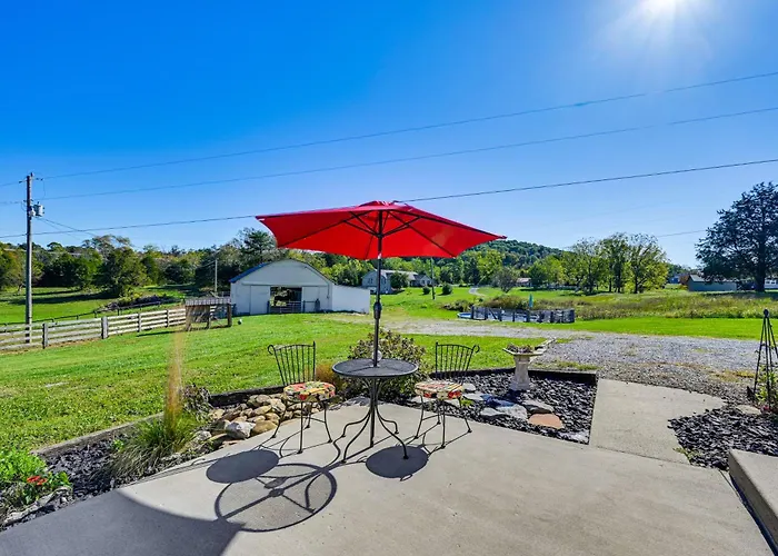 5 Mi To Dtwn Somerset! Country Retreat W/ Gazebo