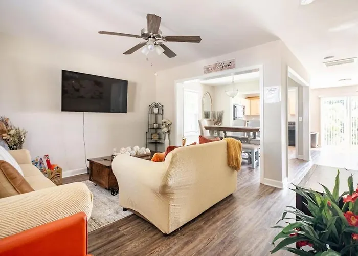 Modern 3Bedroom Duplex With Kitchen, Wifi And Free Parking Kannapolis