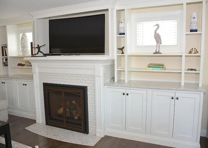 Little Miss Cottages - 68 East Grand Luxury Condo