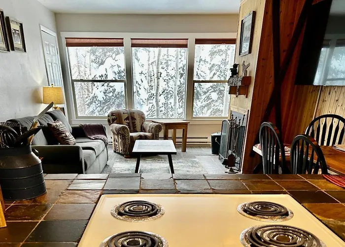 Eagle Point Ski Resort 9 Wooded Ridge Condos