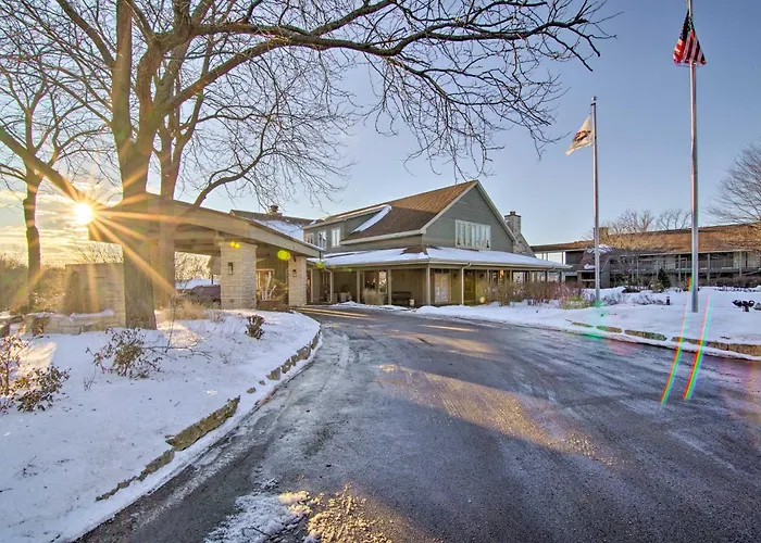 Galena Townhome W/ Indoor Pool Access & Views