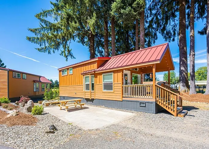 Rainforest Tiny Home Retreat Enchanted