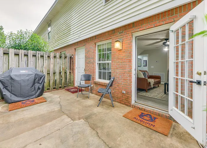 2 Mi To Tiger Territory! Condo W/ Community Pool