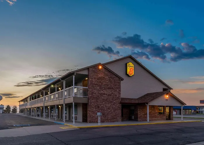 Super 8 By Wyndham Goodland