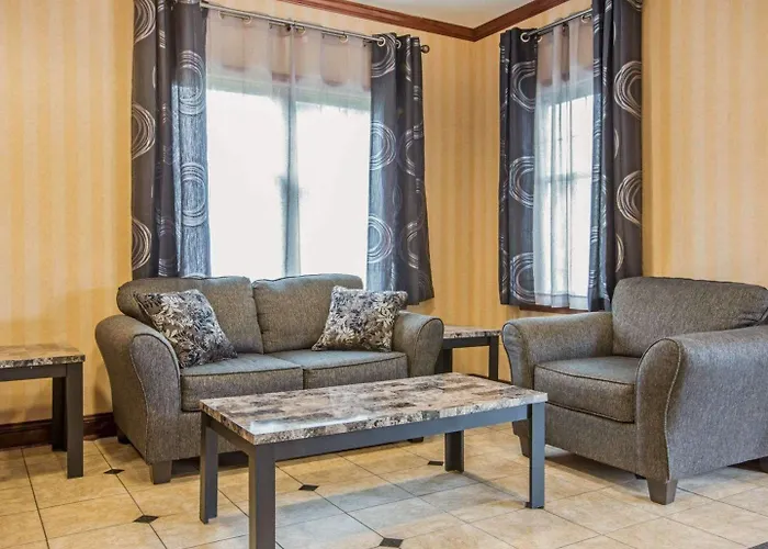 Econo Lodge Glens Falls - Lake George