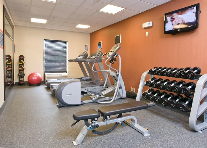 Hampton Inn & Suites Cincinnati-Union Centre