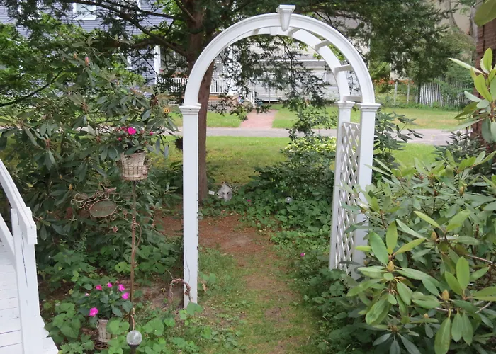 Silver Fountain Inn