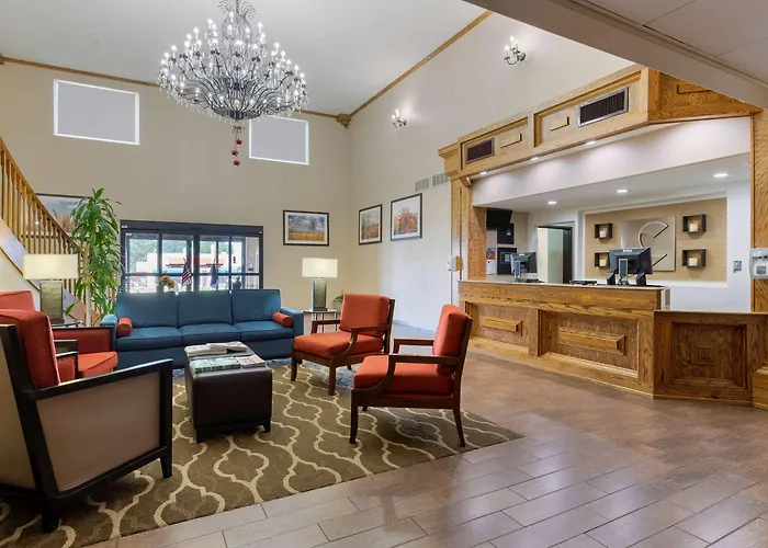 Comfort Inn & Suites Ponca City Near Marland Mansion