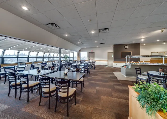 Heritage Inn Hotel & Convention Centre - Pincher Creek