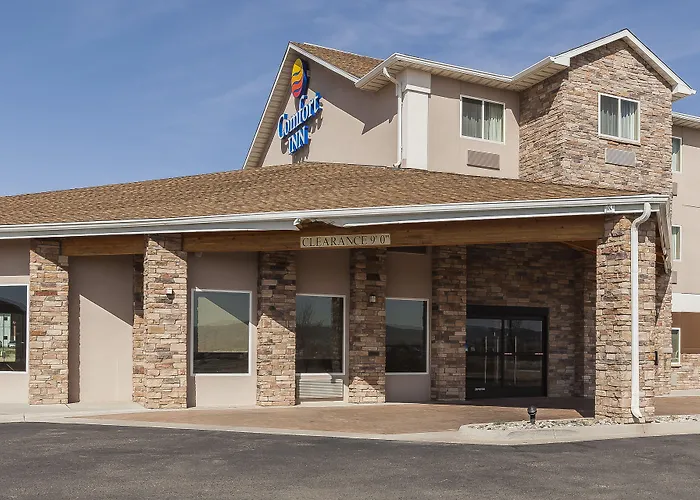 Comfort Inn & Suites Near University Of Wyoming