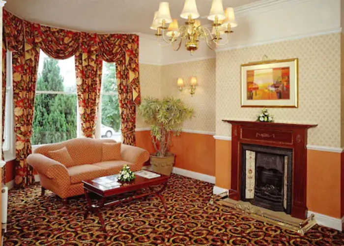 Arundel House Hotel