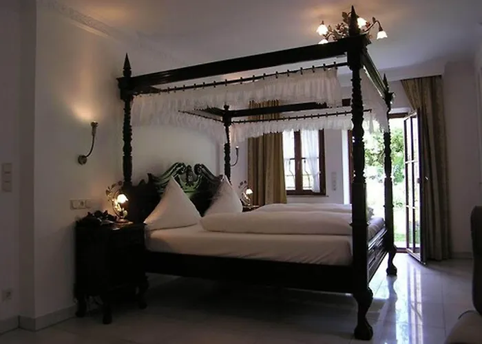 Burghotel