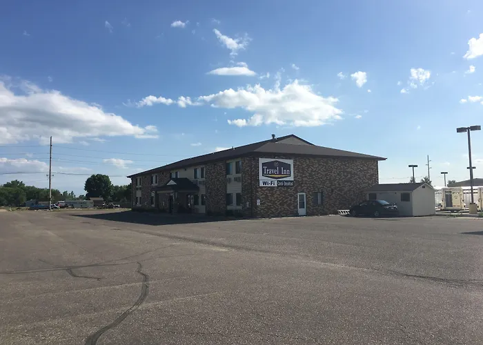 Travel Inn Watertown