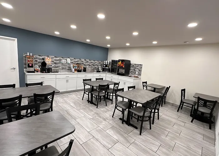 Super 8 By Wyndham Grand Island