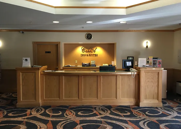 Cabot Inn & Suites