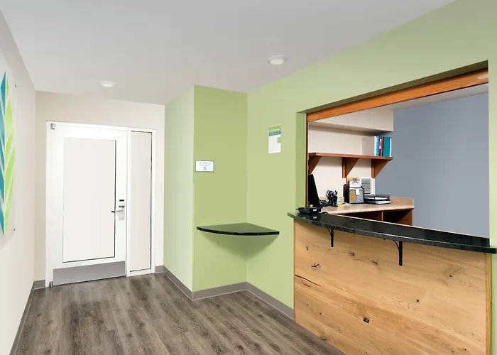 Woodspring Suites Pharr