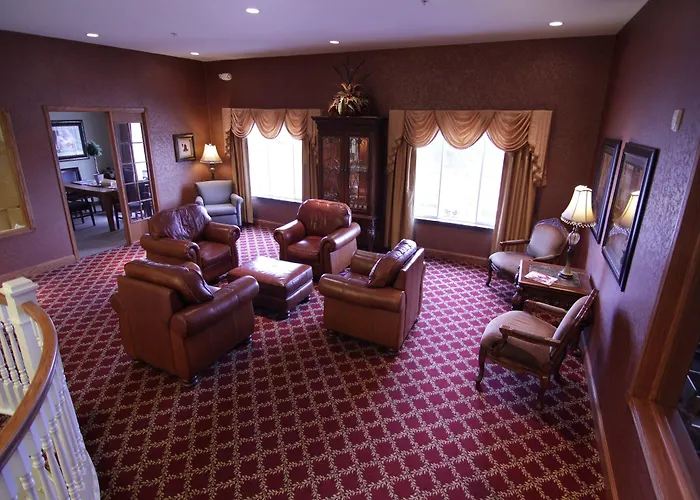 Town & Country Inn And Suites
