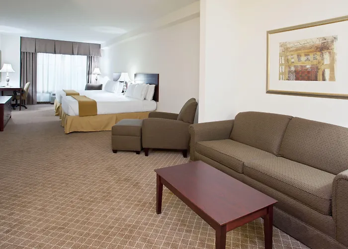 Holiday Inn Express Hotel & Suites Rochester Webster By Ihg