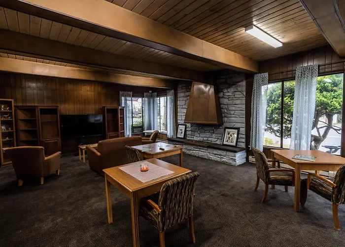 Blue Coast Inn & Suites