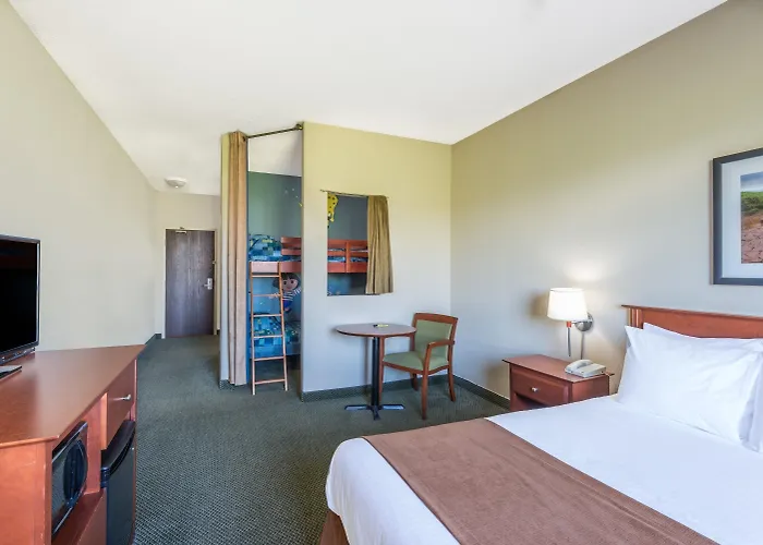 Super 8 By Wyndham Windsor Ns