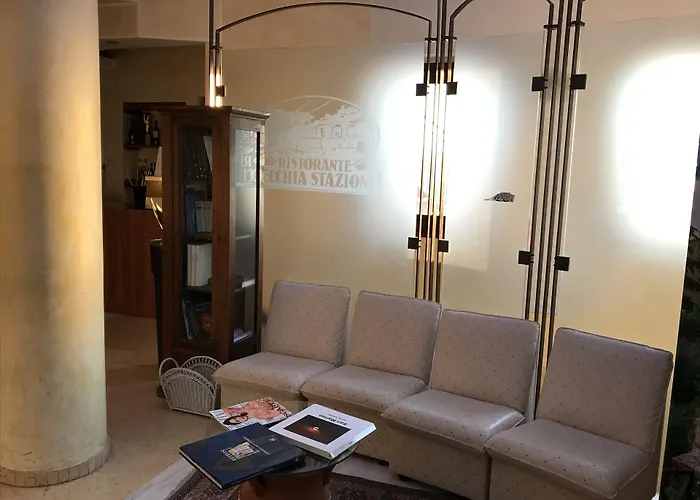 Hotel Joli