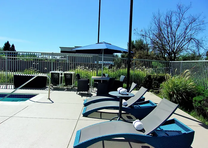 Hampton Inn & Suites Rohnert Park - Sonoma County