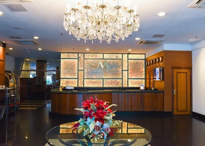Metropolitan Hotel