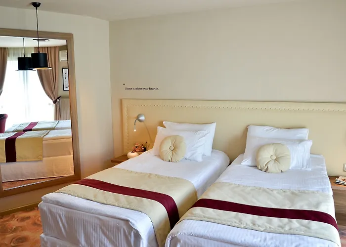 Hotel Capitolina City Chic