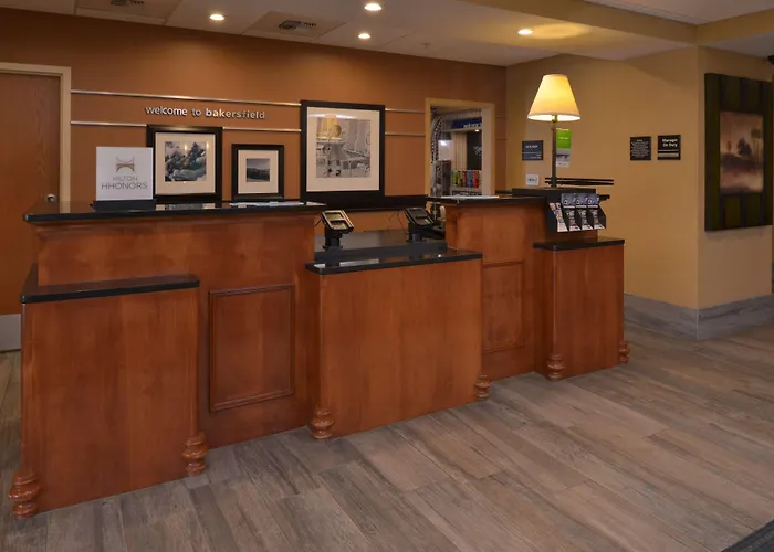 Hampton Inn And Suites Bakersfield North-Airport