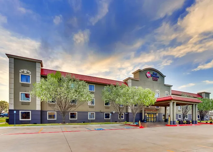 Best Western Plus University Inn & Suites