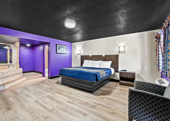 Red Carpet Inn And Suites