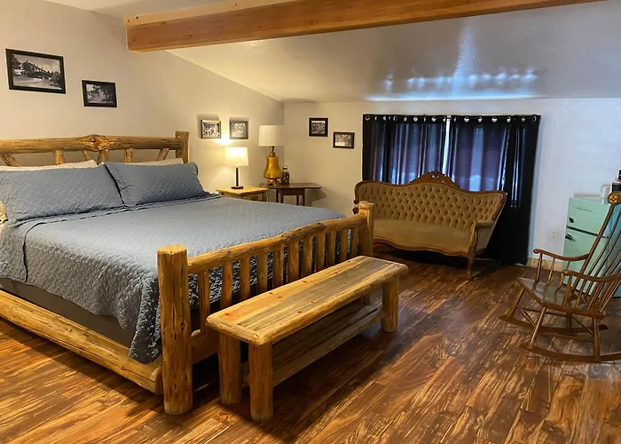 The Gold Mine Hotel