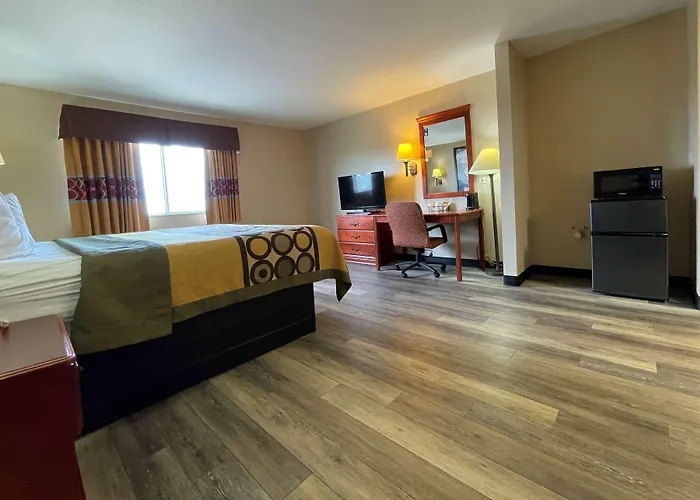 Super 8 By Wyndham Rolla