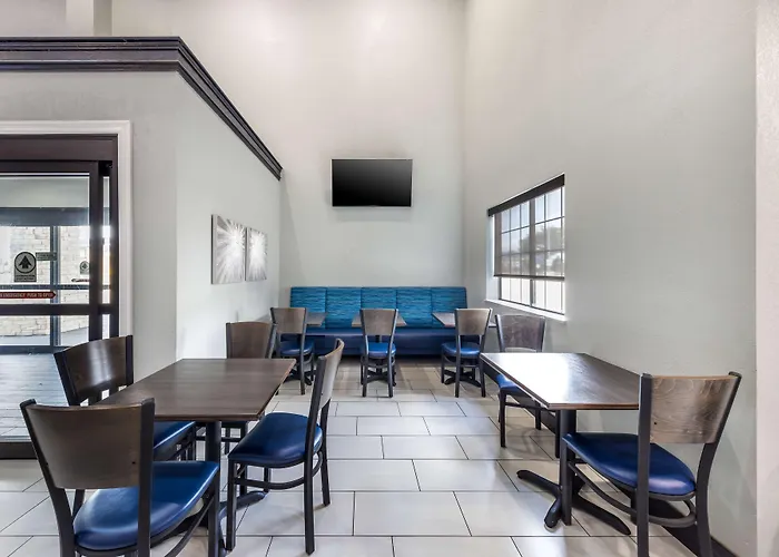 Best Western Atoka Inn & Suites