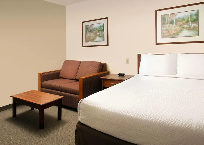 Woodspring Suites Kansas City Mission