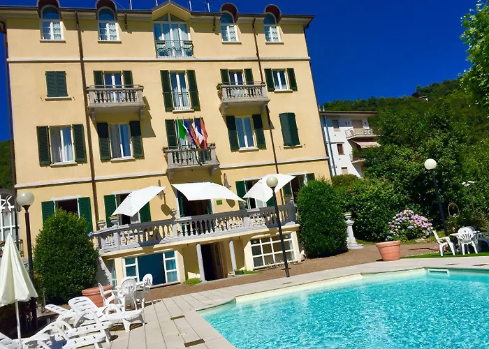 Caroline Hotel