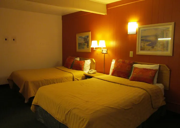 Townhouse Motel