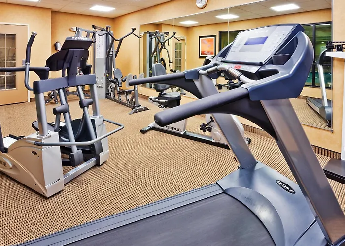 Holiday Inn Express & Suites Clovis By Ihg