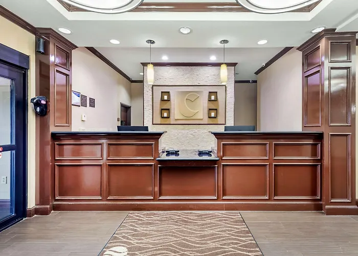 Comfort Inn Near Unt