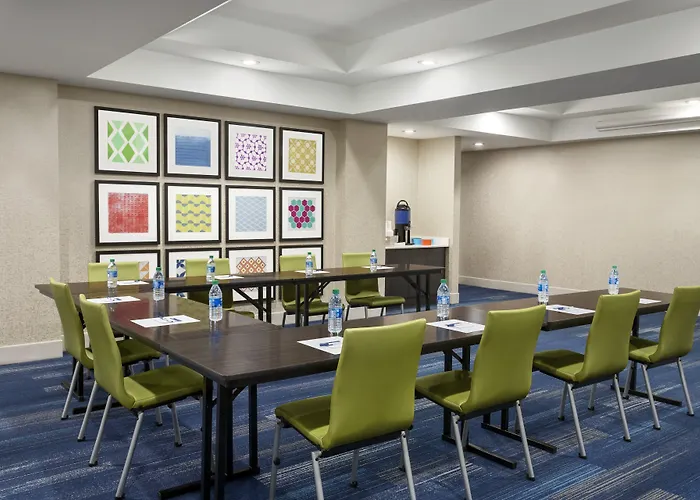 Holiday Inn Express Hotel & Suites Durant By Ihg